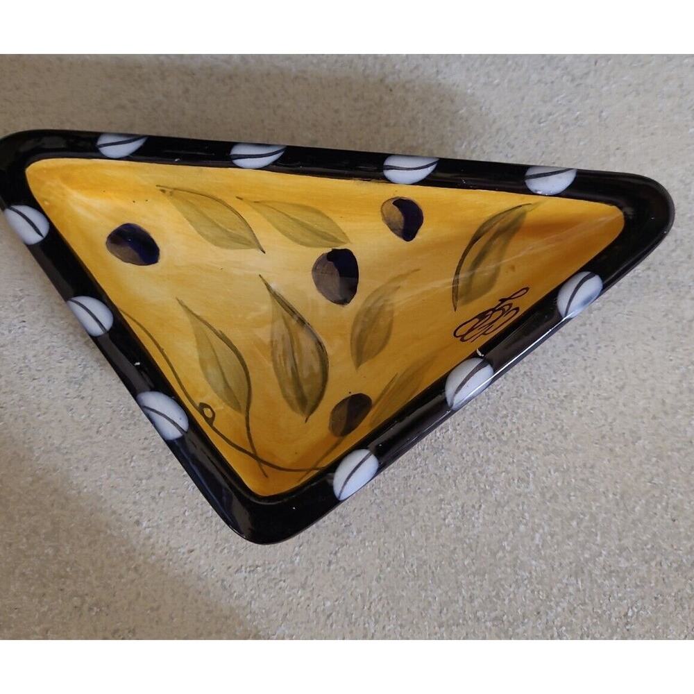 Warmth & Radiance Studio Pottery Carrie Garrard Olsen Triangular Trinket Dish